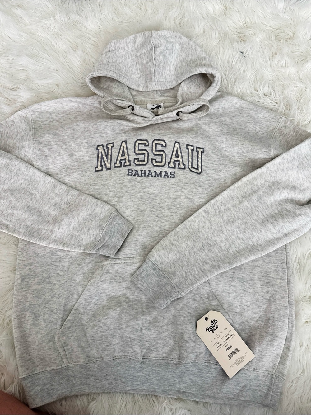 Nassau Bahamas Grey Pullover Hoodie